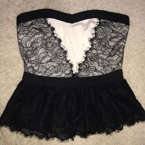 Monteau Black and White Strapless Top